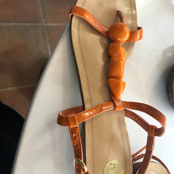 Orange sandals - Picture 2 of 3